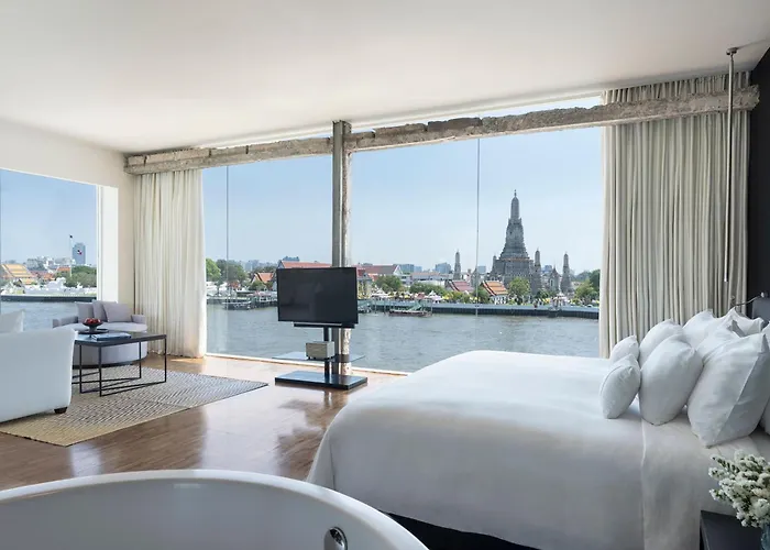 Sala Rattanakosin Hotel 4*